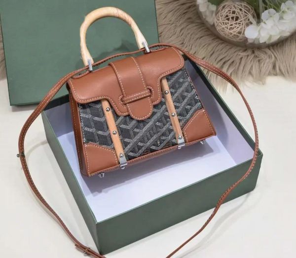 5A womens Designer satchel tote bag high quality Luxury purse vendome leather clutch woman wallet with shoulder strap crossbody fashion hand Bags, Black
5A womens Designer satchel tote bag high quality Luxury purse vendome leather clutch woman wallet with shoulder strap crossbody fashion hand Bags, Black