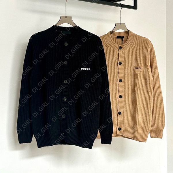 Men Knit Sweater Designer Classic Letter Print V-Neck Cardigans Women Long-sleeved Cardigan Sweaters Fashion Couple Knitwear M- di_girl Di_girl, Khaki
Men Knit Sweater Designer Classic Letter Print V-Neck Cardigans Women Long-sleeved Cardigan Sweaters Fashion Couple Knitwear M- di_girl Di_girl, Khaki