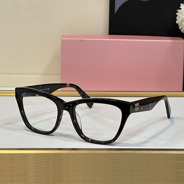 ladies sunglasses prescription glasses luxury designer sunglasses Full frame square cat eye sunglasses Prescription lenses available womens Eyeglass frame mens
ladies sunglasses prescription glasses luxury designer sunglasses Full frame square cat eye sunglasses Prescription lenses available womens Eyeglass frame mens