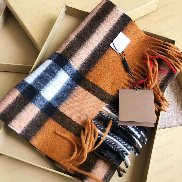 Top Classic Stripe Designer Scarf Womens Cashmere Tassel Scarfs Men Unisex Winter Scarves Plaid All Colors Keep Warm Shawl Christmas Gift
Top Classic Stripe Designer Scarf Womens Cashmere Tassel Scarfs Men Unisex Winter Scarves Plaid All Colors Keep Warm Shawl Christmas Gift