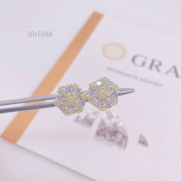 Pass Diamond Tester Moissanite Jewelry Hip Hop Flower Earrings Iced Out Vvs Moissanite Sterling Sier Stud Earrings
Pass Diamond Tester Moissanite Jewelry Hip Hop Flower Earrings Iced Out Vvs Moissanite Sterling Sier Stud Earrings