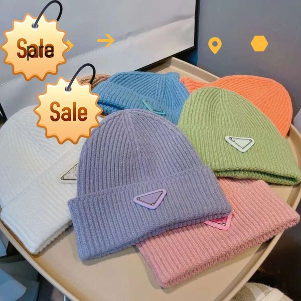 ABall Caps Fashion Luxury beanies designer Winter Bean men women design knit hats fall woolen cap letter jacquard Unisex 100% Cashmere letter leisure Skull2222w
ABall Caps Fashion Luxury beanies designer Winter Bean men women design knit hats fall woolen cap letter jacquard Unisex 100% Cashmere letter leisure Skull2222w