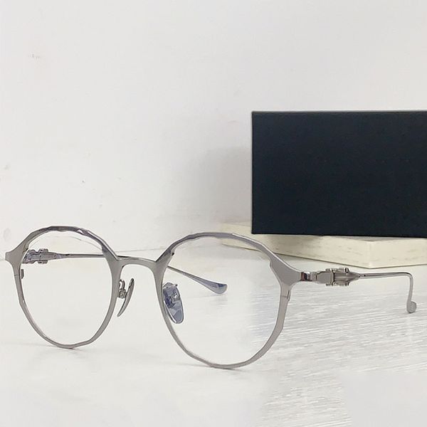 Designer 1:1 optical glasses commuting to work driving retro metal circular frame side patterned glasses CH8109 business style unisex
Designer 1:1 optical glasses commuting to work driving retro metal circular frame side patterned glasses CH8109 business style unisex