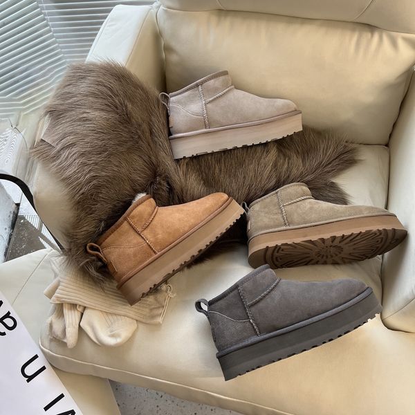 Women Super Mini Snow Boot Winter Products Soft And Comfortable Ankles Sheepskin Warm Plush Designer Short Boots Fashion Flat Bottom Boots 35-44, 10
Women Super Mini Snow Boot Winter Products Soft And Comfortable Ankles Sheepskin Warm Plush Designer Short Boots Fashion Flat Bottom Boots 35-44, 10