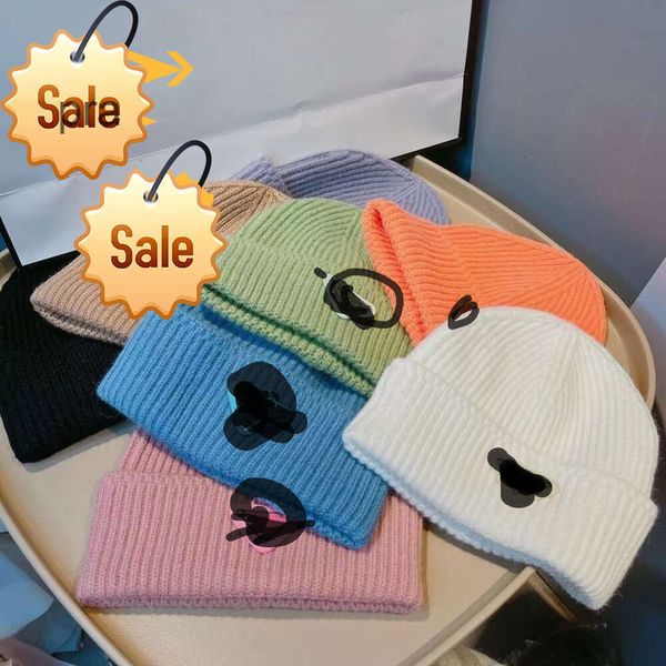 ABall Caps Fashion Luxury beanies designer Winter Bean men women design knit hats fall woolen cap letter jacquard Unisex 100% Cashmere letter leisure Skull62112w
ABall Caps Fashion Luxury beanies designer Winter Bean men women design knit hats fall woolen cap letter jacquard Unisex 100% Cashmere letter leisure Skull62112w