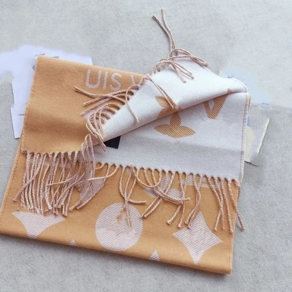 Echarpe Reversible Jacquard Scarf Scarf Hijab Uniquely Designer Scarves Cashmere Women Brand Fabric Thick Shawl Winter Pashmin
Echarpe Reversible Jacquard Scarf Scarf Hijab Uniquely Designer Scarves Cashmere Women Brand Fabric Thick Shawl Winter Pashmin