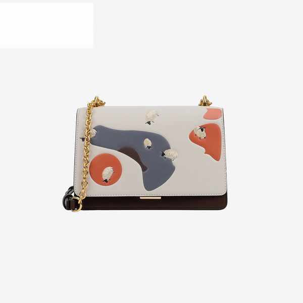 tote barely to catch a glimpse of a passing beauty elegant and high-end women's bag shoulder bag 2023 new fashion versatile crossbody bag, Customize
tote barely to catch a glimpse of a passing beauty elegant and high-end women's bag shoulder bag 2023 new fashion versatile crossbody bag, Customize