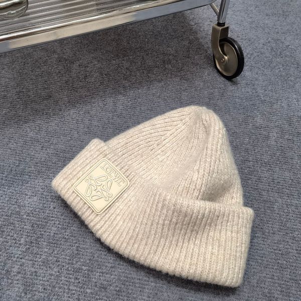 bonnet beanie Lowewe Top Quality Leisure Lowe Knitted Designer Beanie Cap Men's and Women's Fit Hat Ca Bonnet Designer Beanie, With orignal box(not sold separately)
bonnet beanie Lowewe Top Quality Leisure Lowe Knitted Designer Beanie Cap Men's and Women's Fit Hat Ca Bonnet Designer Beanie, With orignal box(not sold separately)