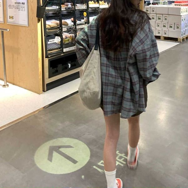 Fashion men' wear Fashionable American wrinkled green plaid shirt jacket 2023 summer loose bf casual women' trend, Picture color
Fashion men' wear Fashionable American wrinkled green plaid shirt jacket 2023 summer loose bf casual women' trend, Picture color
