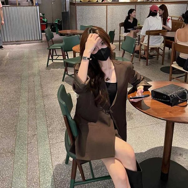 Fashion men's wear 2023 Autumn Hepburn Style Shows Thin Temperament Old Money Design Sense Small Suit Shorts Coat Women's Two Piece Set, Gray suit
Fashion men's wear 2023 Autumn Hepburn Style Shows Thin Temperament Old Money Design Sense Small Suit Shorts Coat Women's Two Piece Set, Gray suit