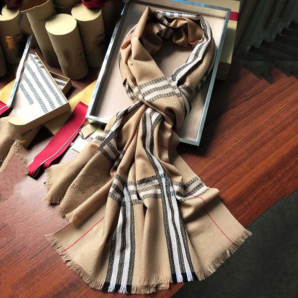 Designer cashmere scarf Winter women and men long Scarf quality Headband fashion classic printed Check Big Plaid Shawls ND6M
Designer cashmere scarf Winter women and men long Scarf quality Headband fashion classic printed Check Big Plaid Shawls ND6M