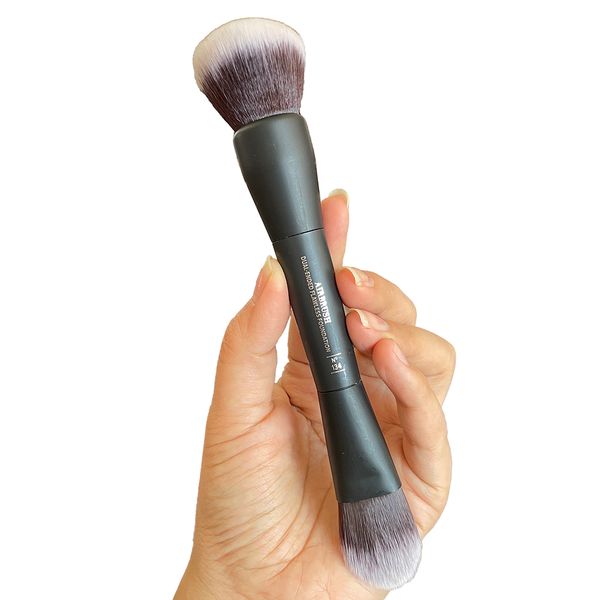 

MAKEUP BRUSHES AIRBRUSH DUAL-ENDED FLAWLESS FOUNDATION BRUSH 134 Double-ended Powder Blush Foundation Concealer Cosmetic Brush, It double ended brush