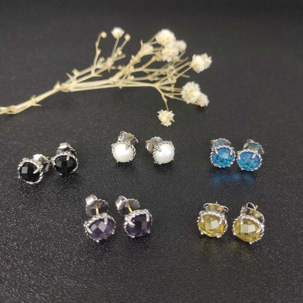 Fashion Designer Stud Pearl Dy Earrings Top Quality Womens Chatelaine 18k Gold Plated Round Multi Colors Women Wedding Jewellery DY accessory Christmas gift
Fashion Designer Stud Pearl Dy Earrings Top Quality Womens Chatelaine 18k Gold Plated Round Multi Colors Women Wedding Jewellery DY accessory Christmas gift