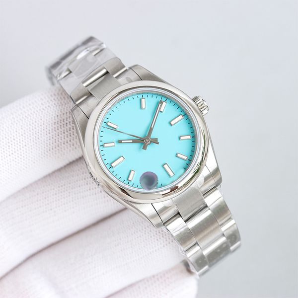 Stylish and minimalist designer men's watch Blue circular dial 36mm scratch resistant blue crystal folding buckle 904L stainless steel watch Montre De Luxe
Stylish and minimalist designer men's watch Blue circular dial 36mm scratch resistant blue crystal folding buckle 904L stainless steel watch Montre De Luxe
