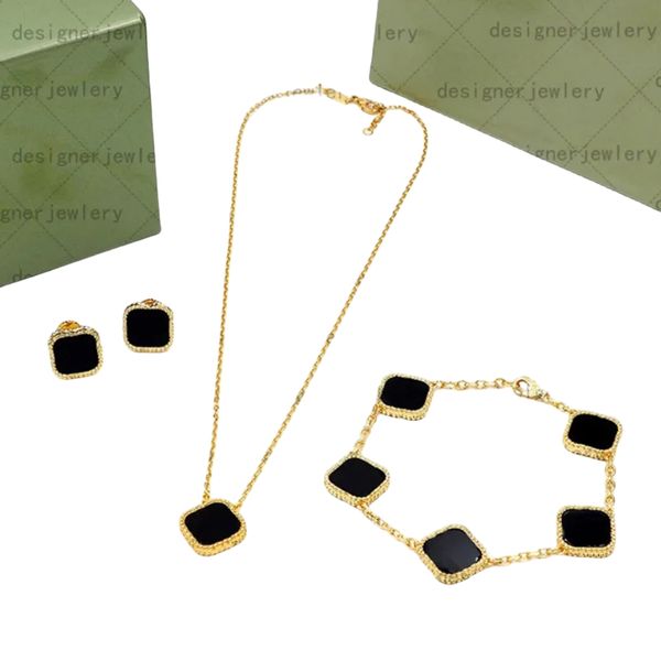 four leaf clover necklace womens gold pendant for women letter titanium steel jewelry girl best wedding gifts parties chain designer iced out chains
four leaf clover necklace womens gold pendant for women letter titanium steel jewelry girl best wedding gifts parties chain designer iced out chains