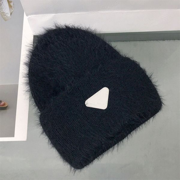 Luxury Beanie Knitted Hats Designer Winter Warm Caps for Men and Women Fashion Knit Hat Fall Woolen Cap Letter Jacquard Unisex a, Red
Luxury Beanie Knitted Hats Designer Winter Warm Caps for Men and Women Fashion Knit Hat Fall Woolen Cap Letter Jacquard Unisex a, Red