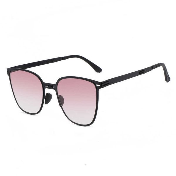 New metal folding sunglasses for women's sun protection UV protection mesh red fashionable and trendy sunglasses finished products N5I3
New metal folding sunglasses for women's sun protection UV protection mesh red fashionable and trendy sunglasses finished products N5I3