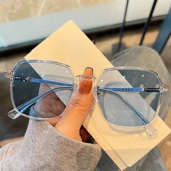 Color changing myopia sunglasses large frame plain face flat lenses for men and women UV resistant cool brown transparent full 9TZ9
Color changing myopia sunglasses large frame plain face flat lenses for men and women UV resistant cool brown transparent full 9TZ9