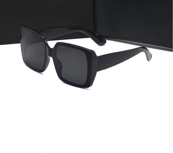 luxury Sunglasses polaroid lens Designer letter 600 womens Mens Goggle senior Eyewear For Women eyeglasses frame Vintage Metal Sun Glasses With SRYRYREDY
luxury Sunglasses polaroid lens Designer letter 600 womens Mens Goggle senior Eyewear For Women eyeglasses frame Vintage Metal Sun Glasses With SRYRYREDY