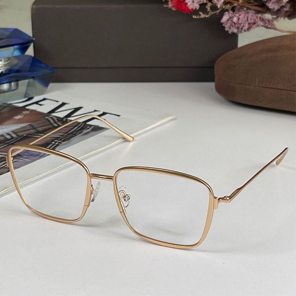 High quality designer 1:1 optical glasses gathering afternoon tea ultra light titanium metal box transparent lenses fashionable retro men and women 8083
High quality designer 1:1 optical glasses gathering afternoon tea ultra light titanium metal box transparent lenses fashionable retro men and women 8083
