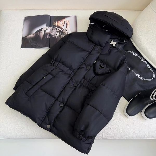 23WF Waist Elasticity Down Jacket Woman Designer Parkas Coats Medium Length Triangular Outerwear Downs Hooded Casual Warm Winter Clothes SML, Black
23WF Waist Elasticity Down Jacket Woman Designer Parkas Coats Medium Length Triangular Outerwear Downs Hooded Casual Warm Winter Clothes SML, Black