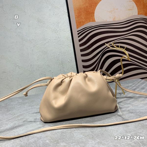 Plain Clouds Bag Fashion Designer Bag Women Crossbody Simple Durable Two Different Quality Versions Multiple Colors Gift Box Free Shipping, Cream
Plain Clouds Bag Fashion Designer Bag Women Crossbody Simple Durable Two Different Quality Versions Multiple Colors Gift Box Free Shipping, Cream
