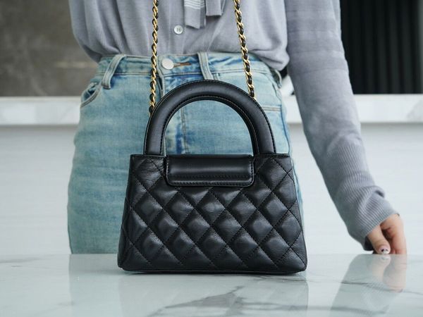 top Genuine Leather Handbag channel cc cf Women cassette chain Bag High Quality Original Shoulder Sheepskin crossbody handbags 10A, Black
top Genuine Leather Handbag channel cc cf Women cassette chain Bag High Quality Original Shoulder Sheepskin crossbody handbags 10A, Black