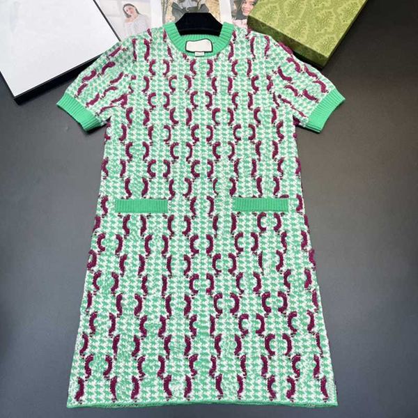 Casual Basic Dresses Jacquard Knitted for Women Double Letter Short Sleeve Dress Houndstooth Vintage 4GVX, Purple green
Casual Basic Dresses Jacquard Knitted for Women Double Letter Short Sleeve Dress Houndstooth Vintage 4GVX, Purple green