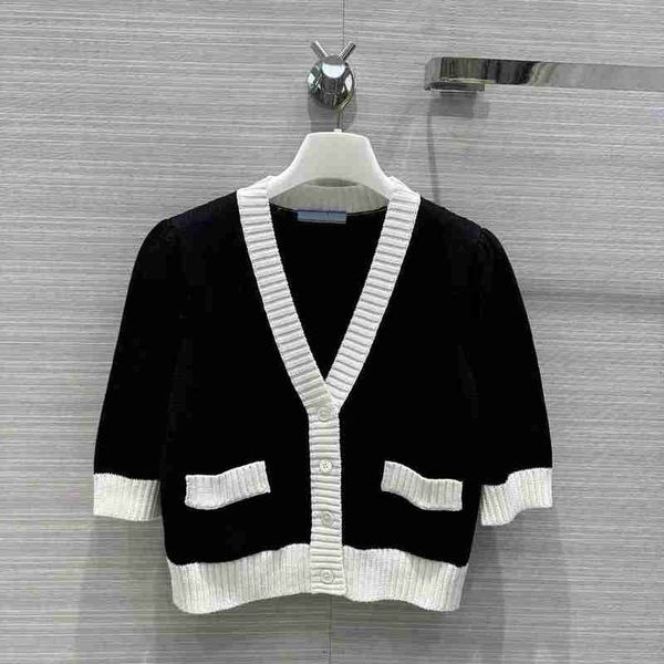 Sweaters Women's Spring Black Contrast Color Embroidery Knitted Cardigan Sweater 34 Sleeve V-Neck Panelled Single-Breasted Tops W3DA10 F99J
Sweaters Women's Spring Black Contrast Color Embroidery Knitted Cardigan Sweater 34 Sleeve V-Neck Panelled Single-Breasted Tops W3DA10 F99J