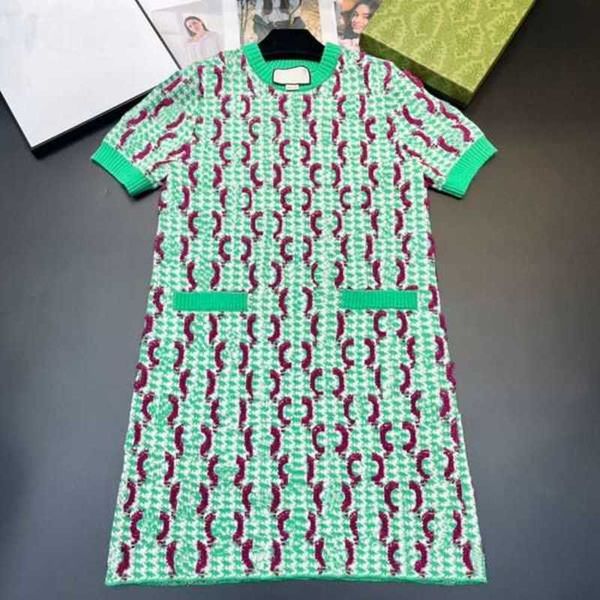 Casual Basic Dresses Jacquard Knitted for Women Double Letter Short Sleeve Dress Houndstooth Vintage V6E0, Purple green
Casual Basic Dresses Jacquard Knitted for Women Double Letter Short Sleeve Dress Houndstooth Vintage V6E0, Purple green