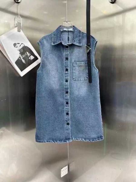 Women' T-Shirt Designer T-shirt Letter triangle denim Short sleeved letter sweet lapel springsummer pullover jacket DX34, Blue
Women' T-Shirt Designer T-shirt Letter triangle denim Short sleeved letter sweet lapel springsummer pullover jacket DX34, Blue