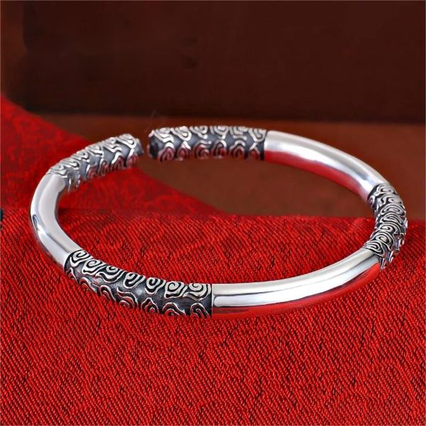 Chinese Tibetan ethnic style S925 sterling silver gold hoop retro silver jewelry fashion couple jewelry wholesale
Chinese Tibetan ethnic style S925 sterling silver gold hoop retro silver jewelry fashion couple jewelry wholesale