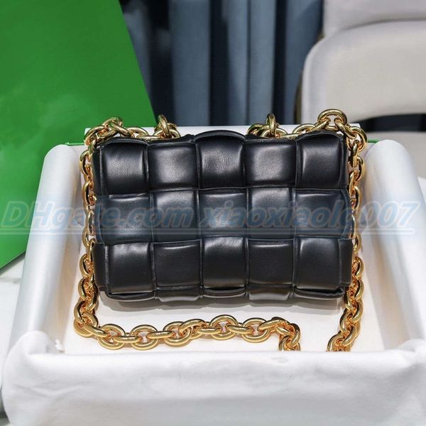 hand woven leather evening bag chain totes luxury designer multi color selection women's handbags shoulder bags cassette crossbody purs
hand woven leather evening bag chain totes luxury designer multi color selection women's handbags shoulder bags cassette crossbody purs