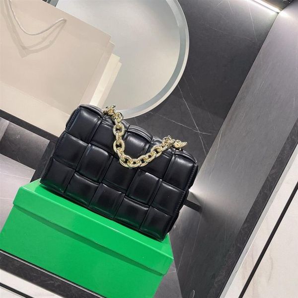 2021 women shoulder fashion messenger bag cowhide women's small party retro handbag ladies wallet and purees woven letter har289t
2021 women shoulder fashion messenger bag cowhide women's small party retro handbag ladies wallet and purees woven letter har289t