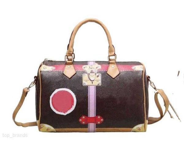 luxurys designers fashion wsomen bag shoulder bags lady totes handbags men's messenger bag case
luxurys designers fashion wsomen bag shoulder bags lady totes handbags men's messenger bag case