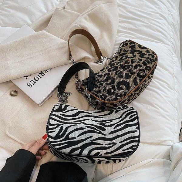 evening bags texture female bag fashion chain casual zebra stripes shoulder underarm case
evening bags texture female bag fashion chain casual zebra stripes shoulder underarm case