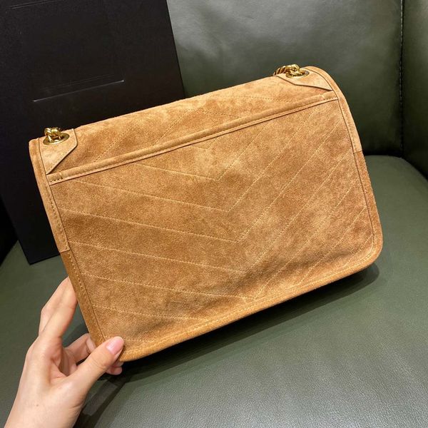 2023 new style bags evening bag luxury shoulder handbag crossbody luxury tote fashion shopping crossbodyss wallet womens original box coin p
2023 new style bags evening bag luxury shoulder handbag crossbody luxury tote fashion shopping crossbodyss wallet womens original box coin p