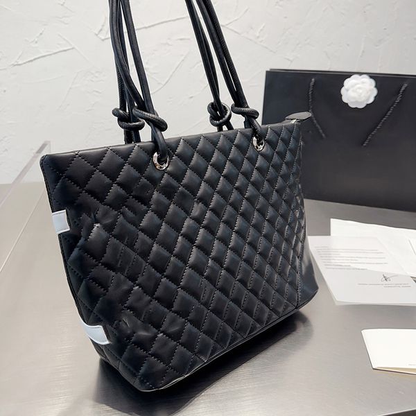 designers classic quilted matelasse totes leather underarm bags handbags france brand fashion large capacity women shopping bag luxury desig
designers classic quilted matelasse totes leather underarm bags handbags france brand fashion large capacity women shopping bag luxury desig