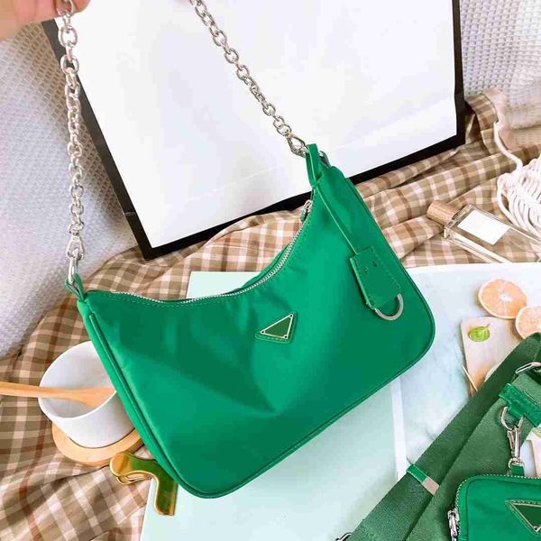classic three-piece set triangle 2005 2000 cleo bags 3pcs triple nylon fashion tote luxury re-edition womens mens designers crossbody case
classic three-piece set triangle 2005 2000 cleo bags 3pcs triple nylon fashion tote luxury re-edition womens mens designers crossbody case