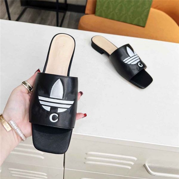 fashion slippers 2023 channel luxury design summer men and women flat shoes thick sole leather rubber letter logo casual slippers 02-06, Black
fashion slippers 2023 channel luxury design summer men and women flat shoes thick sole leather rubber letter logo casual slippers 02-06, Black