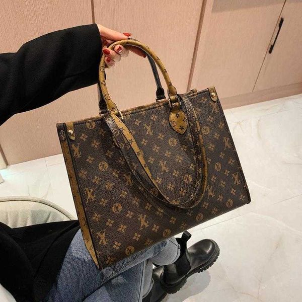 evening bags women's printed shopping designer handbags shoulder large capacity women tote case
evening bags women's printed shopping designer handbags shoulder large capacity women tote case