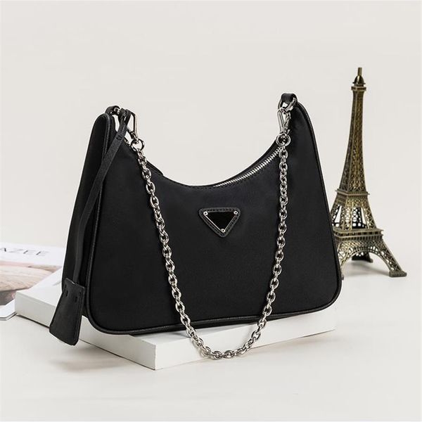 luxurys designers women bags chest pack lady tote chains handbags messenger backpack nylon crossbody bag european and american fas237m
luxurys designers women bags chest pack lady tote chains handbags messenger backpack nylon crossbody bag european and american fas237m