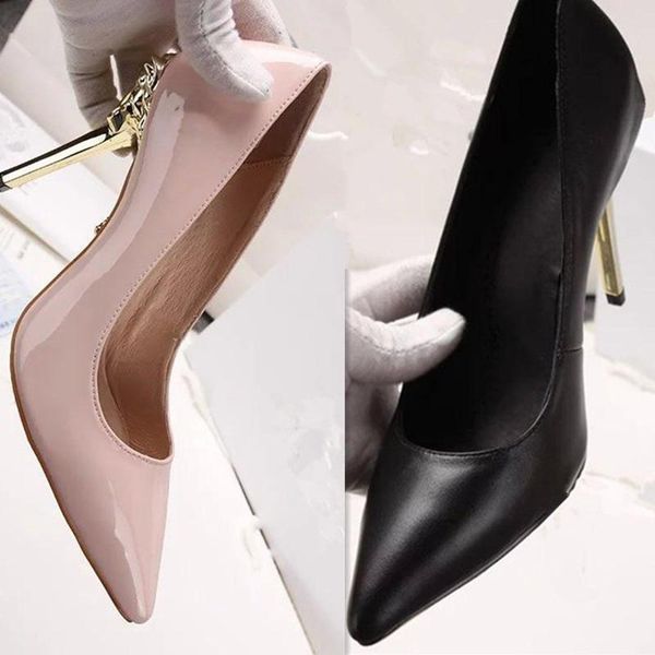 red bottom shoes new fashion spring autumn pointed toe gold ladies office high heel black white japaned leather dress women's pumps wor
red bottom shoes new fashion spring autumn pointed toe gold ladies office high heel black white japaned leather dress women's pumps wor