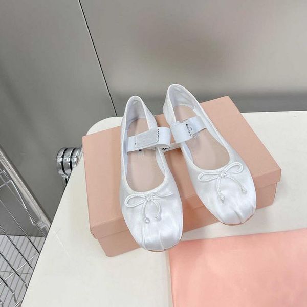 2023 ballet dress shoes women's satin bow comfortable casual shoes flat paris dancing shoes women's holiday women's elastic b, Black
2023 ballet dress shoes women's satin bow comfortable casual shoes flat paris dancing shoes women's holiday women's elastic b, Black