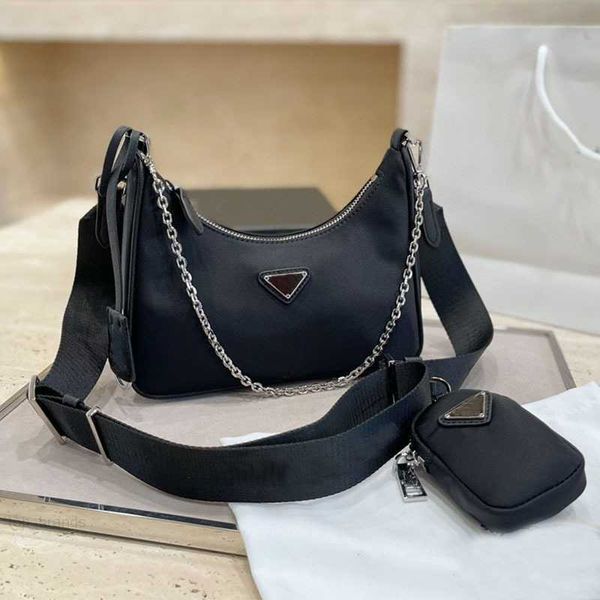 women luxurys designers bags 2023 re edition 2005 nylon bag handbag wallet prads shoulder triple crossbody coin purse lady wallets fashion c
women luxurys designers bags 2023 re edition 2005 nylon bag handbag wallet prads shoulder triple crossbody coin purse lady wallets fashion c