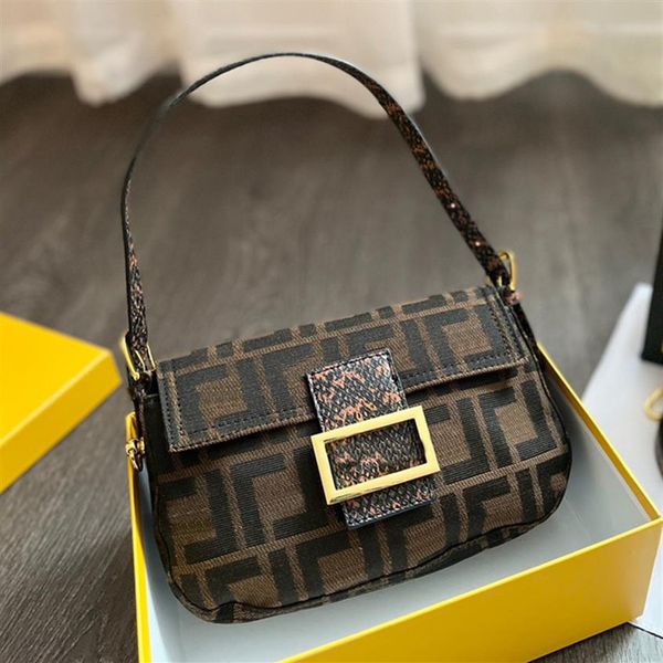 totes axillary baguette handbags designer bags fashion shoulder luxury brand purse mobile phone bag letter print wome187u
totes axillary baguette handbags designer bags fashion shoulder luxury brand purse mobile phone bag letter print wome187u