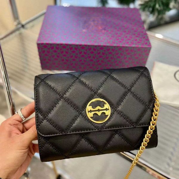 luxury brand designer shoulder bags crossbody tote 2023 new women's texture leather strap one messenger gift box packaging factory dire
luxury brand designer shoulder bags crossbody tote 2023 new women's texture leather strap one messenger gift box packaging factory dire