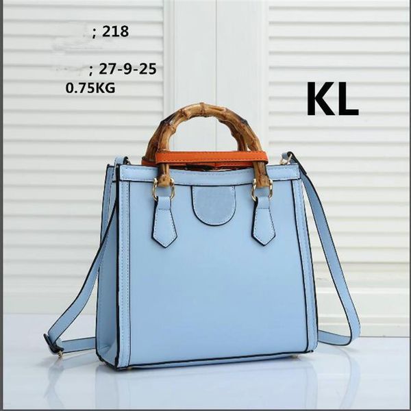tote bag large capacity package shopping bags women handbag pu leather fashion letter removable crossbody strap handbags high qual261u
tote bag large capacity package shopping bags women handbag pu leather fashion letter removable crossbody strap handbags high qual261u