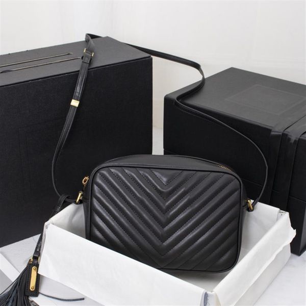 luxurys designers lou camera bags black cow skin women handbags classical lady shoulder bag crossbody purse with box275n
luxurys designers lou camera bags black cow skin women handbags classical lady shoulder bag crossbody purse with box275n