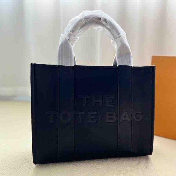 marc the tote bag single shoulder handbag large capacity crossbody bags genuine leather fashion letter prints square designer shopping handb
marc the tote bag single shoulder handbag large capacity crossbody bags genuine leather fashion letter prints square designer shopping handb